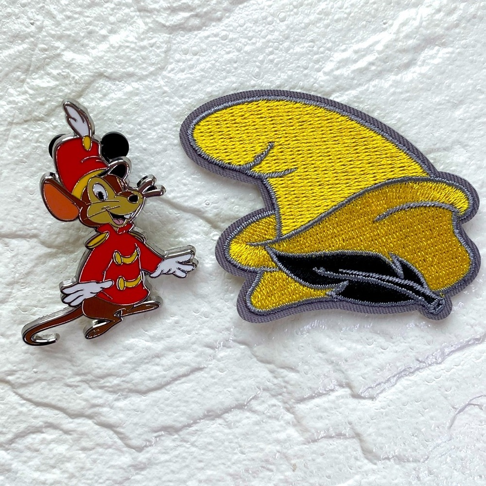 Disney Pin & Patch - Picture 1 of 6
